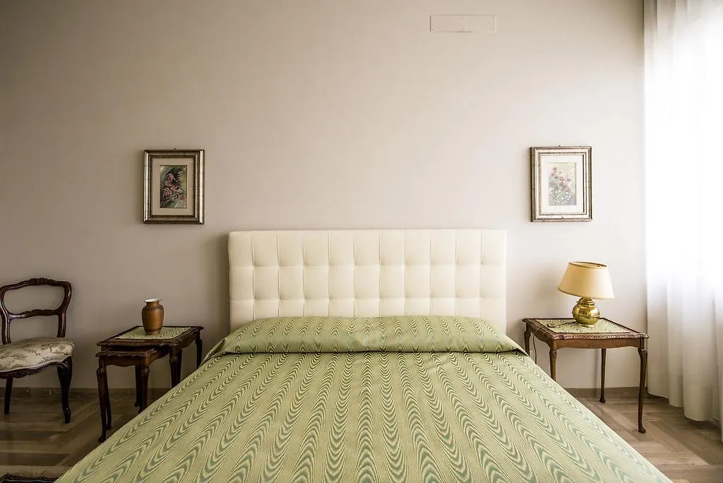 Barbato Rooms Venice Mestre 0*,  Italy